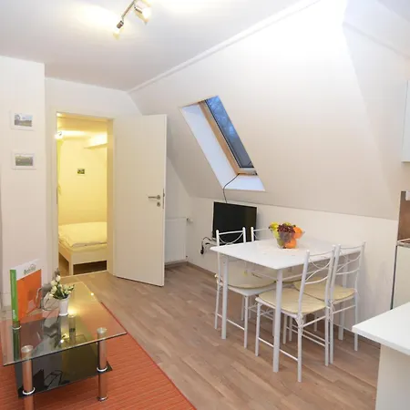 In Schmallenberg-oberkirchen With Terrace Apartmán