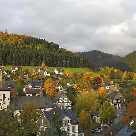 In Schmallenberg-oberkirchen With Terrace Apartmán *